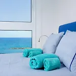 Apartamento On The Penthouse By Trulycyprus Limassol