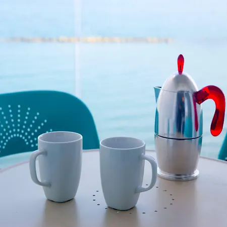 On The Penthouse By Trulycyprus Apartamento *