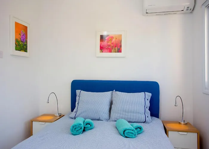 On The Penthouse By Trulycyprus Apartamento *