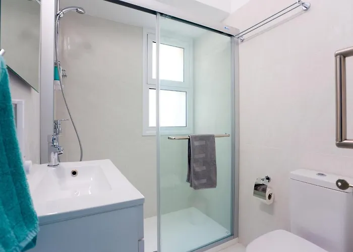 On The Penthouse By Trulycyprus Apartamento *