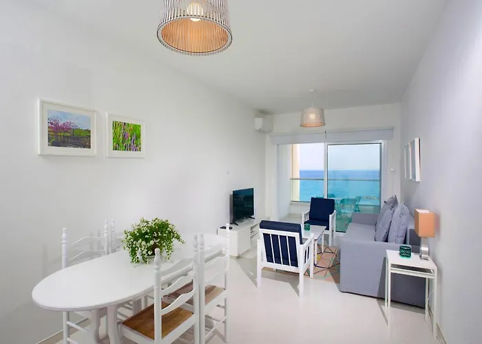 Апартаменты On The Penthouse By Trulycyprus Лимасол